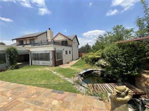 4 Bed House in Dewetshof