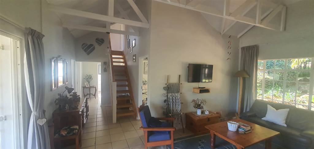 4 Bed Apartment in Sabie photo number 6