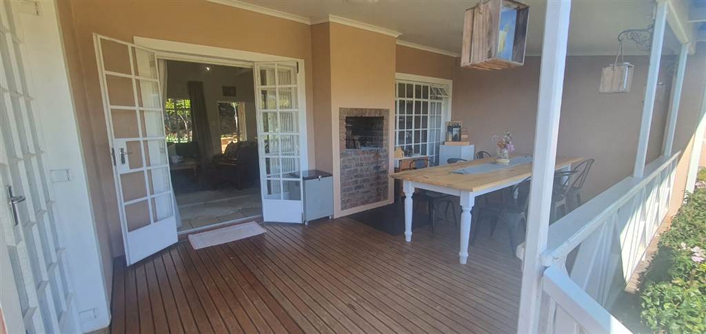 4 Bed Apartment in Sabie photo number 3