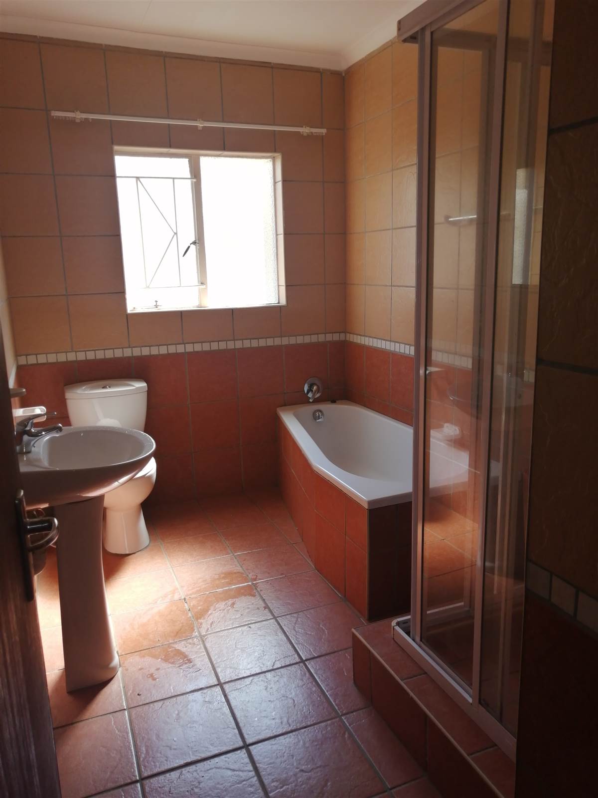 3 Bed Apartment in Lydenburg photo number 10