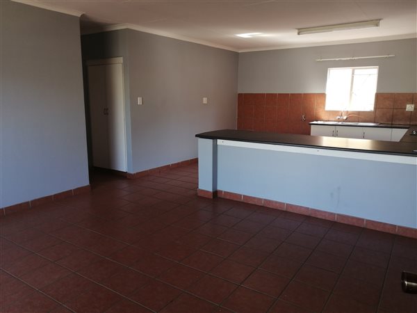 3 Bed Apartment in Lydenburg