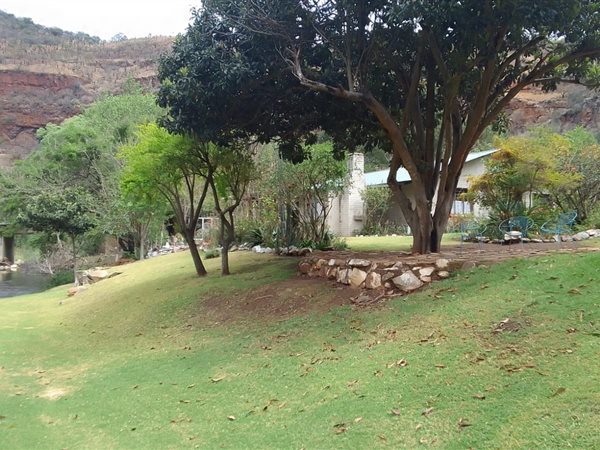 16 Bed House in Waterval Boven