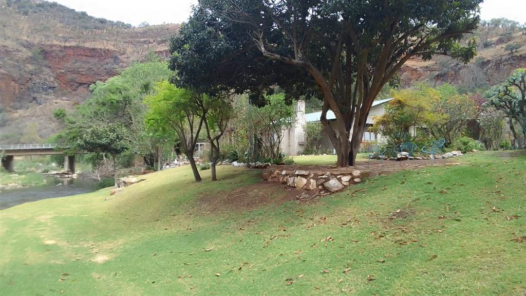 16 Bed House in Waterval Boven photo number 1