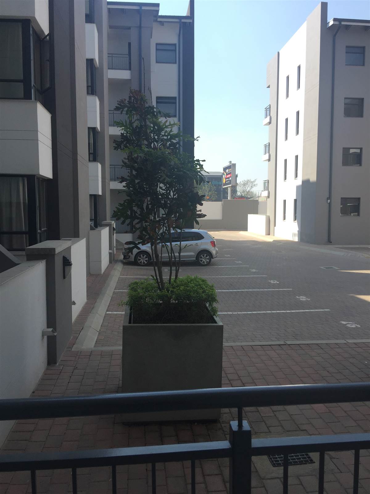 2 Bed Apartment in Rivonia photo number 27