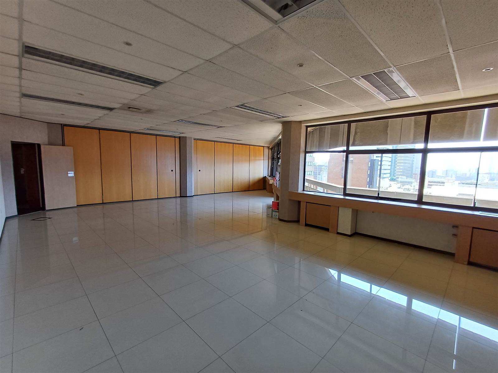 225  m² Commercial space in Durban CBD photo number 12