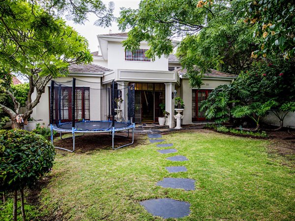 3 Bed House in Fresnaye