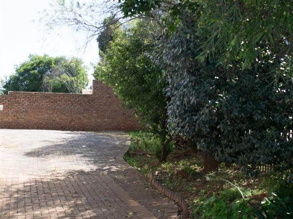 5 Bed House in Constantia Kloof photo number 19