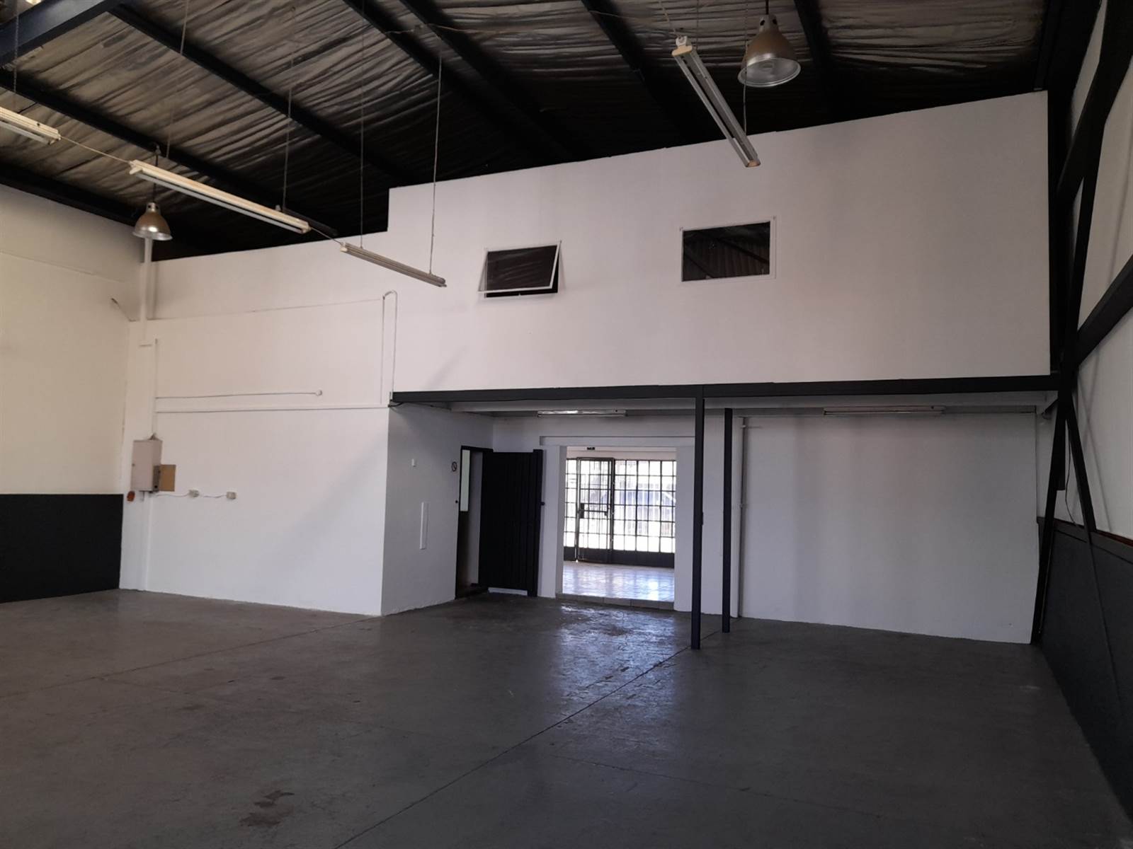 558  m² Commercial space in Jet Park photo number 22