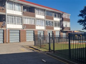 2 Bed Apartment in Rhodesfield