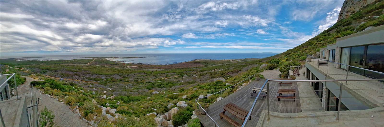 6 Bed House in Pringle Bay photo number 4