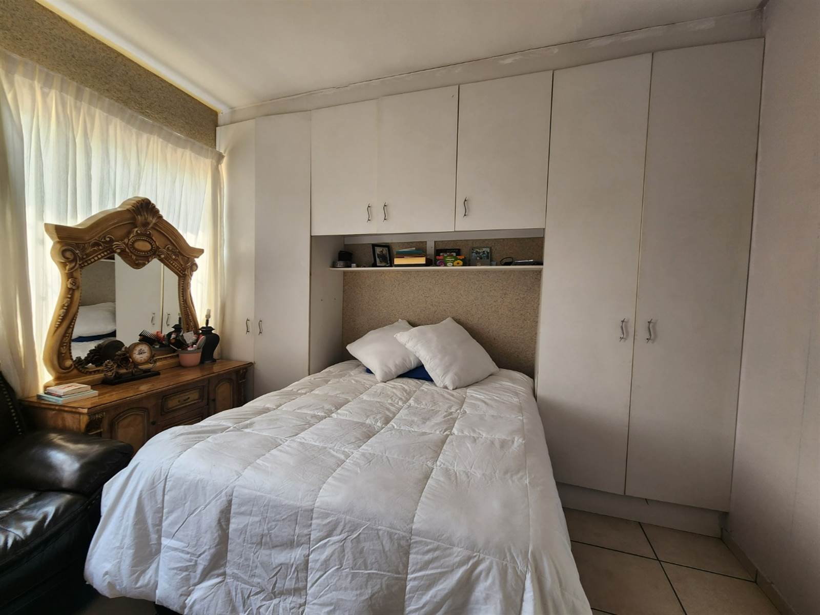 1 Bed Apartment in West Turffontein photo number 5