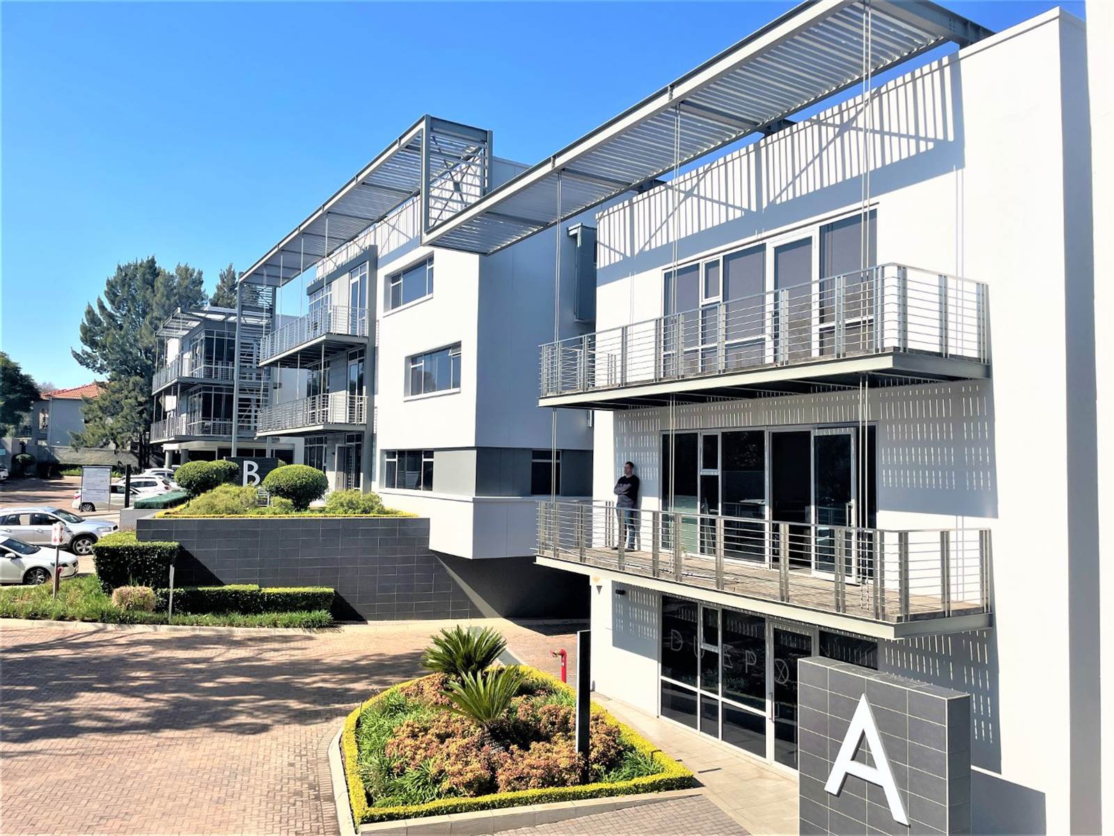 372  m² Office Space in Bryanston photo number 2