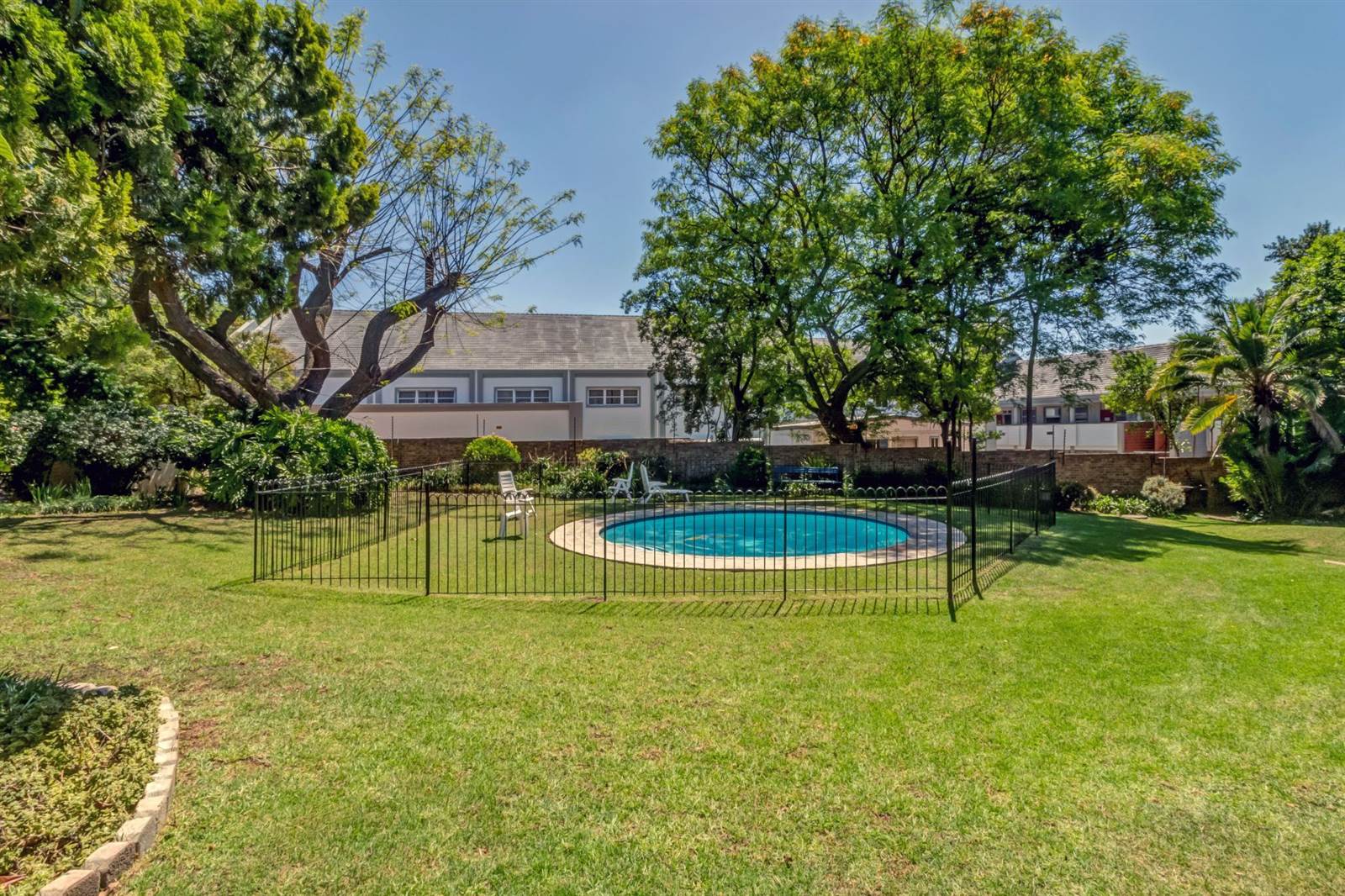 3 Bed Cluster in Lonehill photo number 30