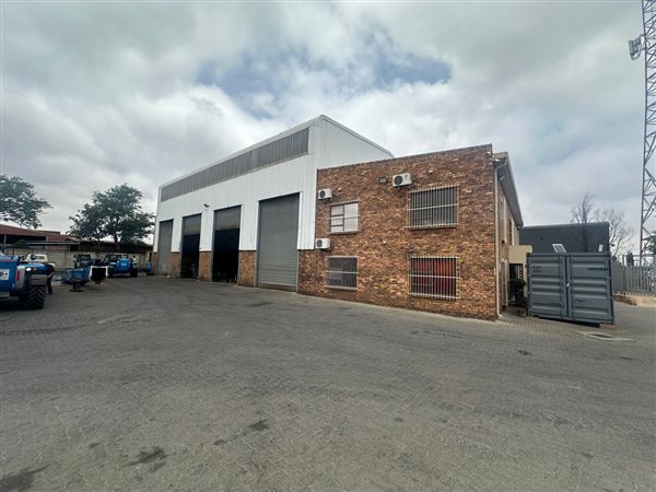 1 062.5  m² Industrial space