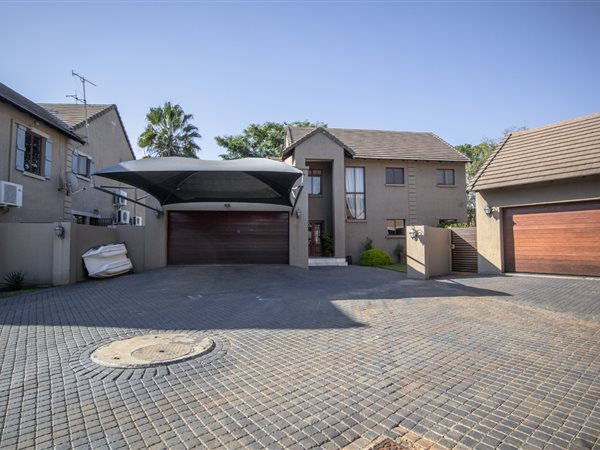 3 Bedroom House 3 Bedroom House