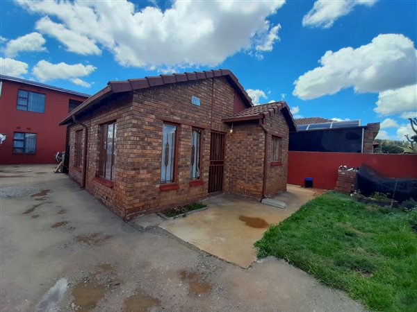 6 Bedroom House 6 Bedroom House