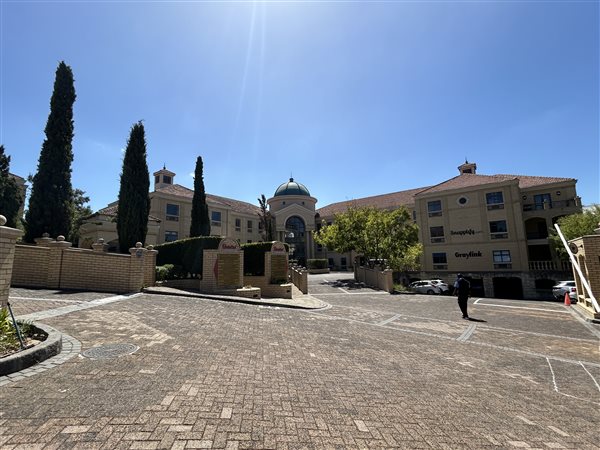115  m² Commercial space in Durbanville Central