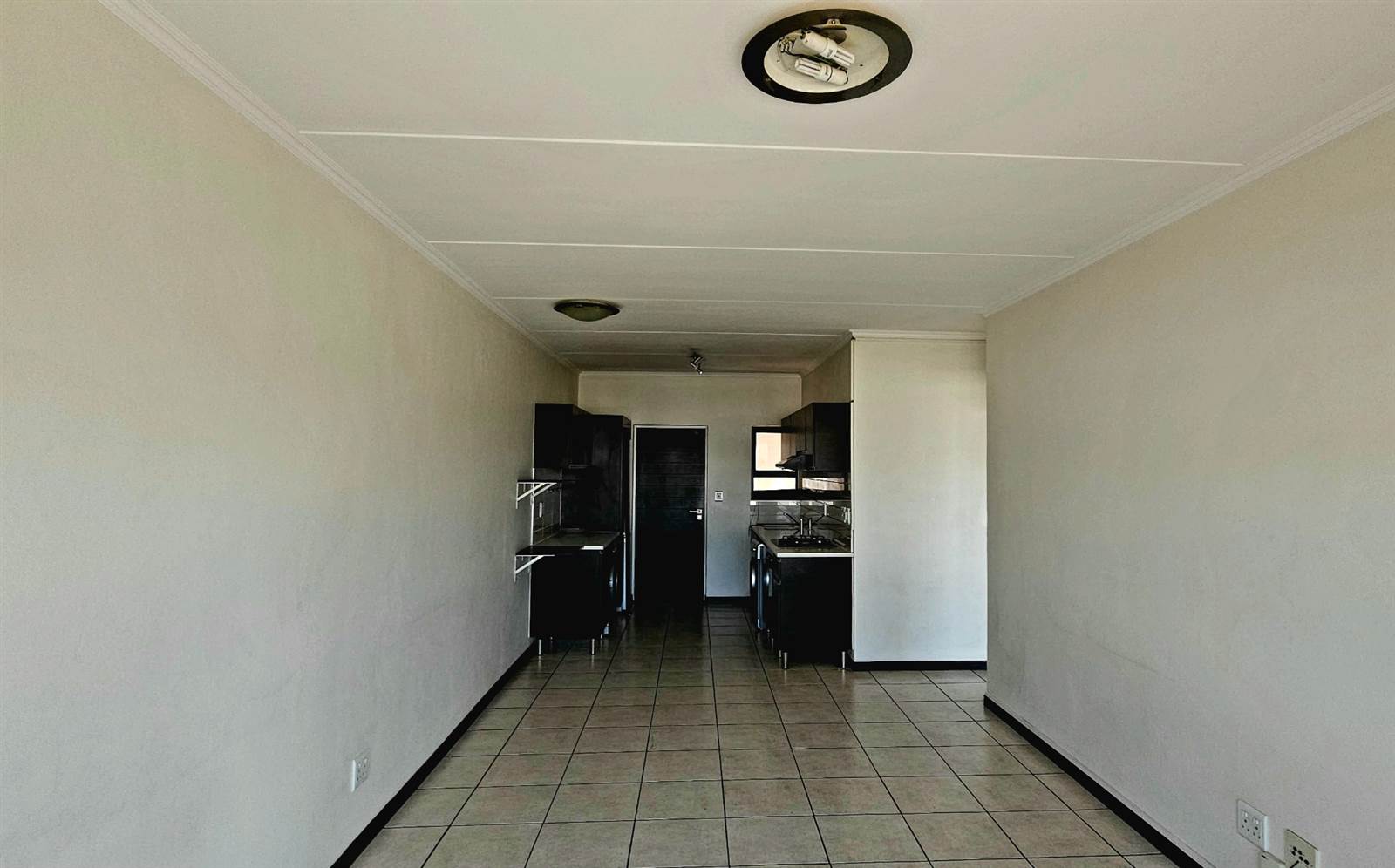 2 Bed Apartment in Greenstone Gate photo number 14