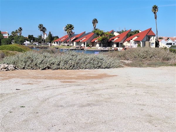 529 m² Land available in Port Owen