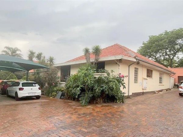 4 Bed House in Waverley