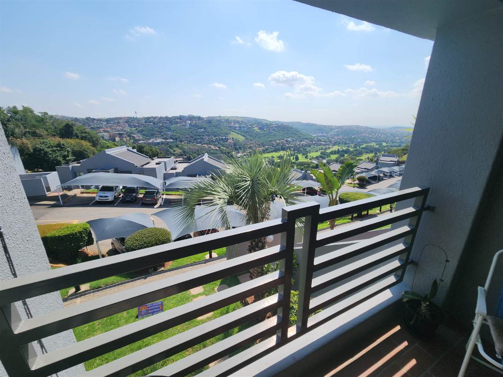 2 Bed Townhouse in Glenvista photo number 15