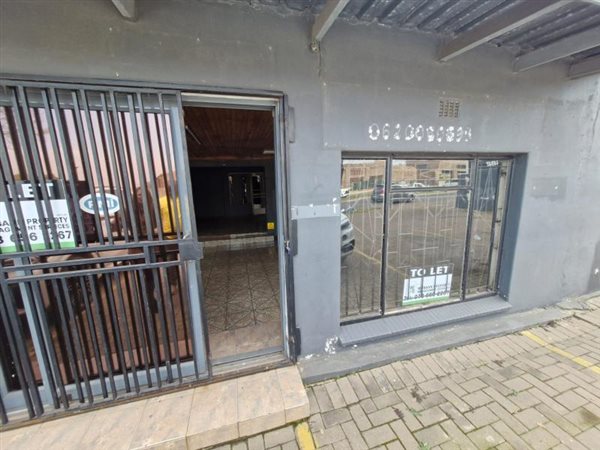 565 m² Industrial space 565 m² Industrial space