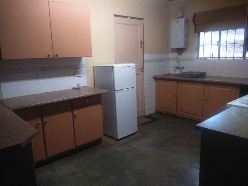 1 Bed Apartment in Renosterkop photo number 20