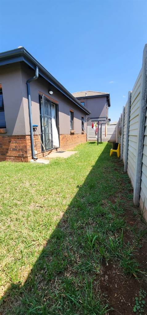 3 Bed House in Pretoria West photo number 18