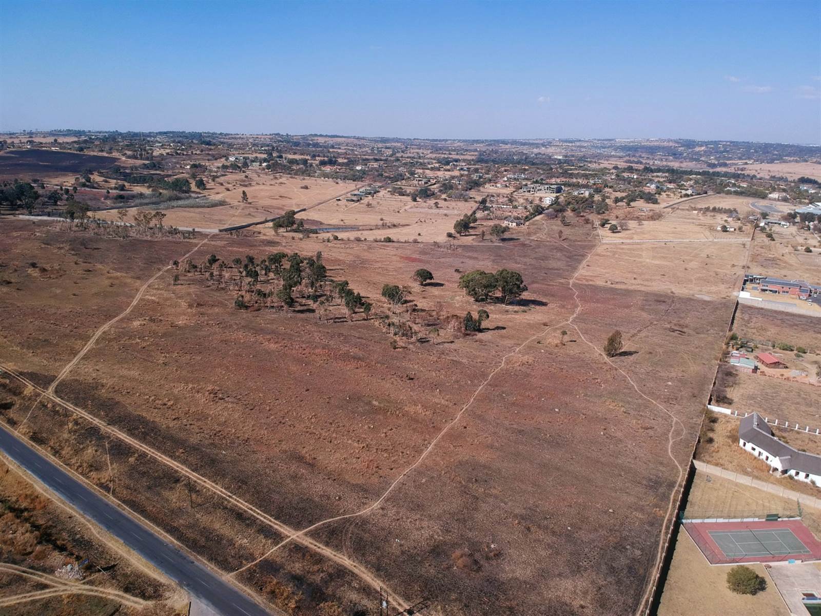 73 ha Land available in Kyalami photo number 8