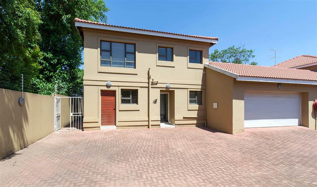 3 Bed House in Edenvale photo number 14