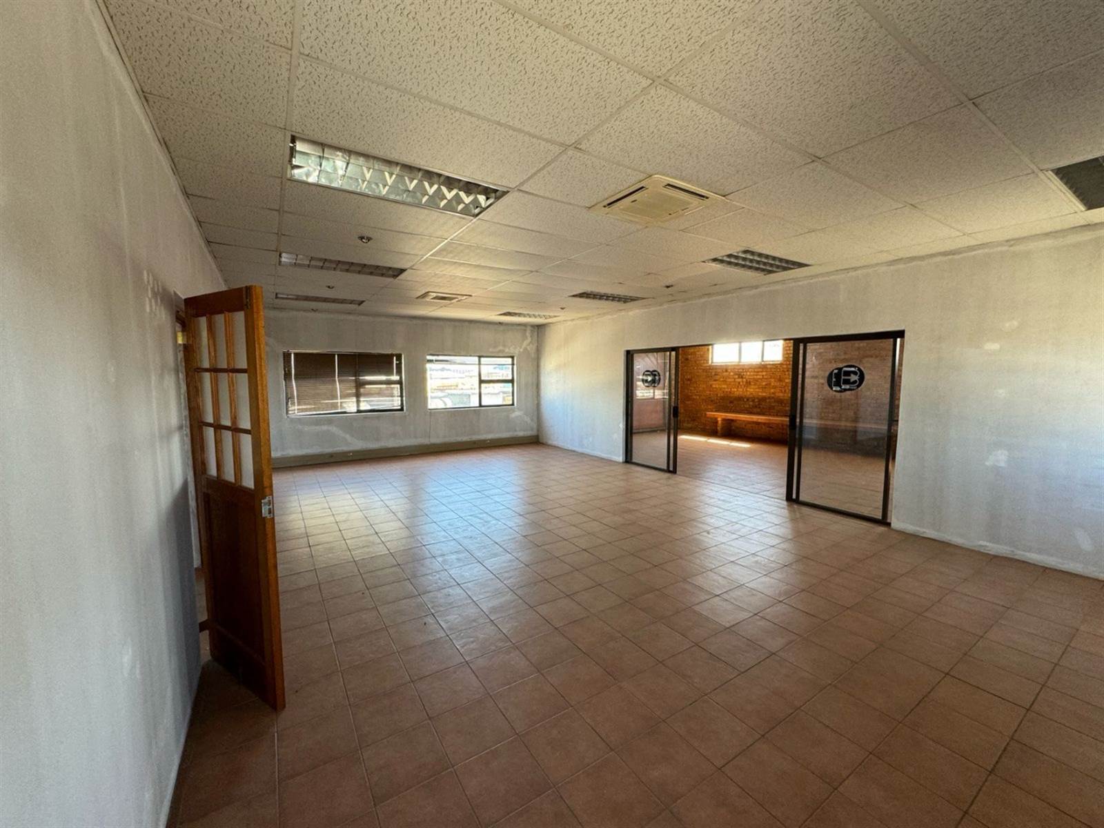 Commercial space in Sasolburg photo number 13