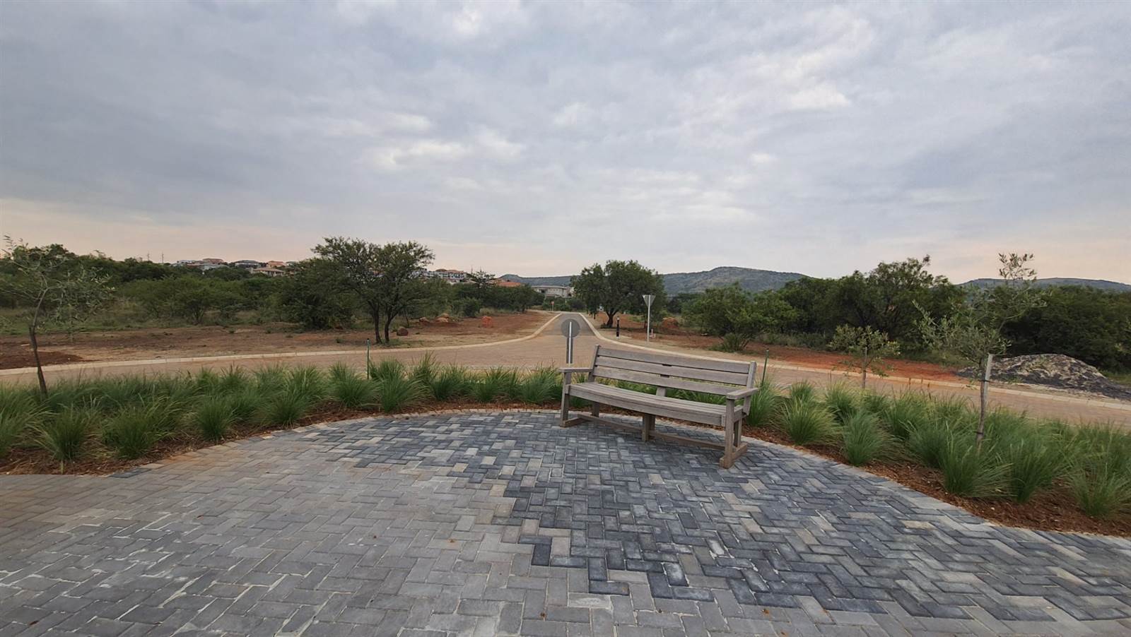 1275 m² Land available in Hartbeespoort Dam photo number 12