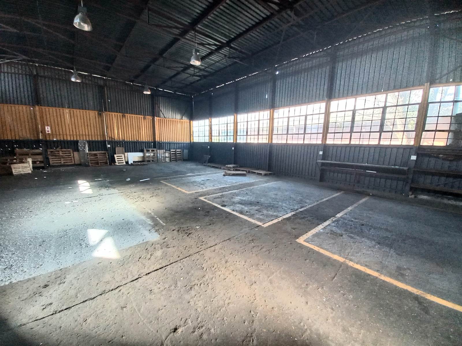 815  m² Industrial space in Hamilton photo number 30