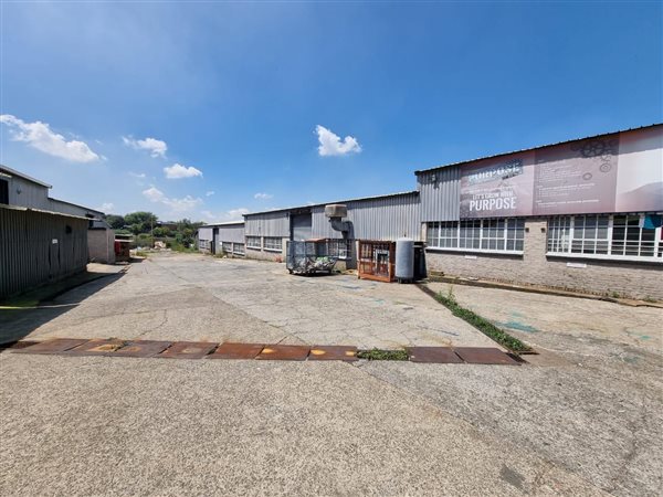 5 500  m² Industrial space