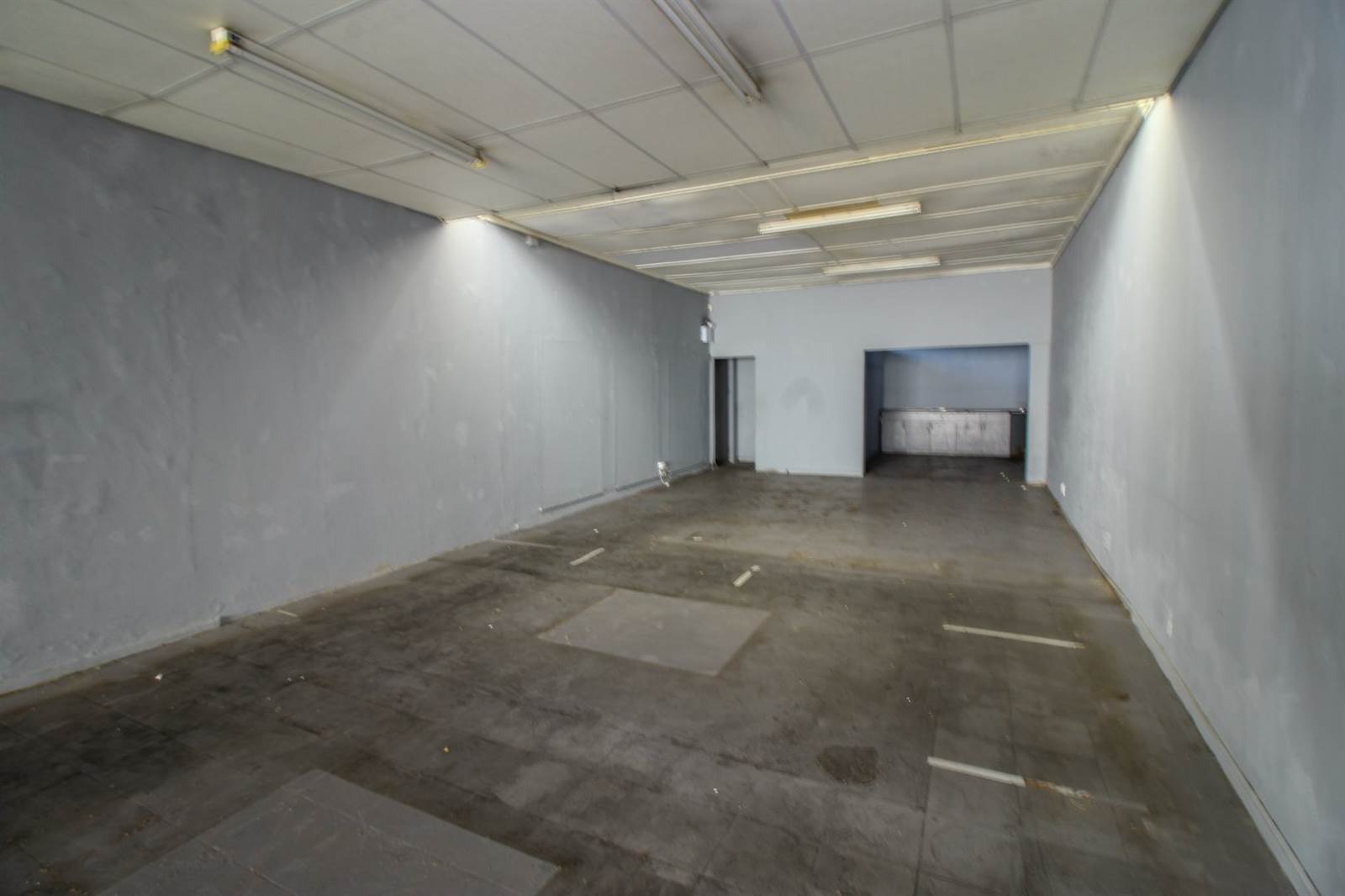 160  m² Commercial space in Stellenbosch Central photo number 3