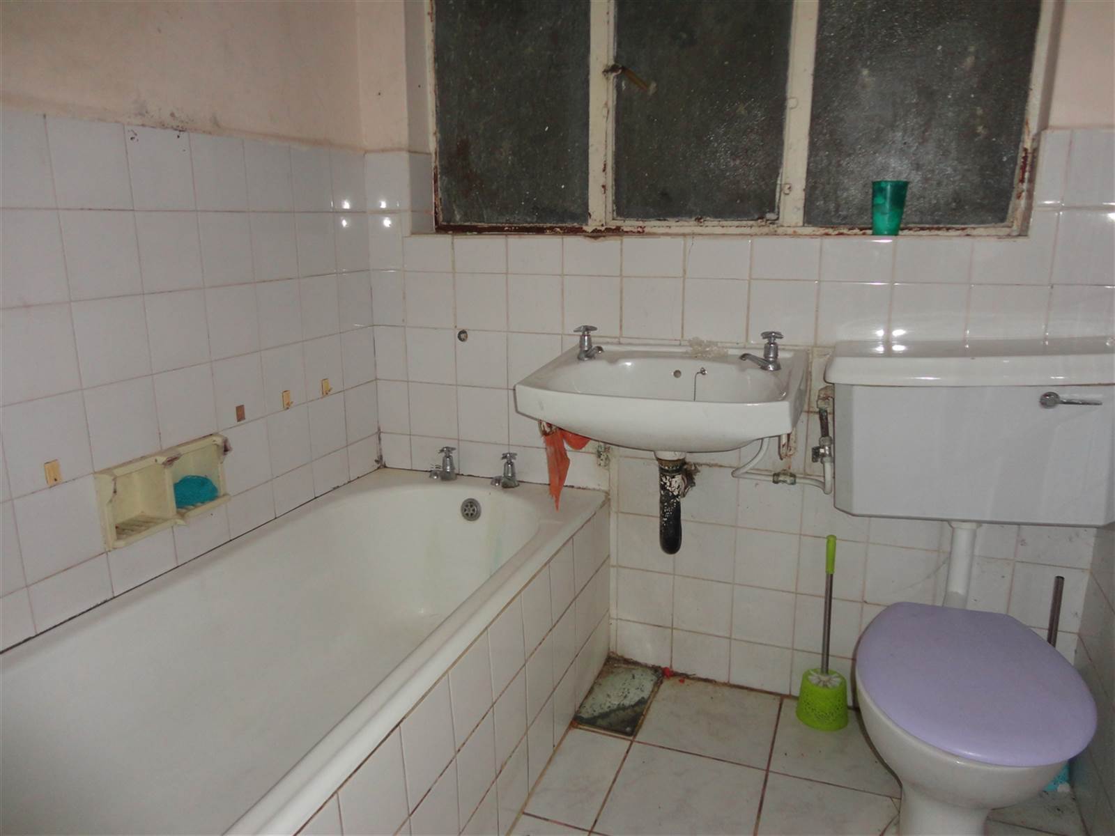 2 Bed Flat in Southernwood photo number 14