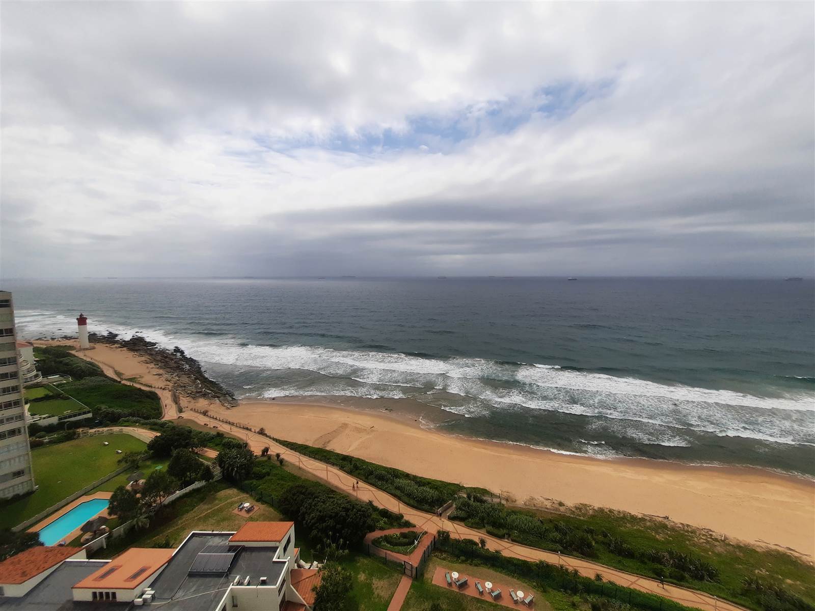 3 Bed Penthouse in Umhlanga Rocks photo number 26