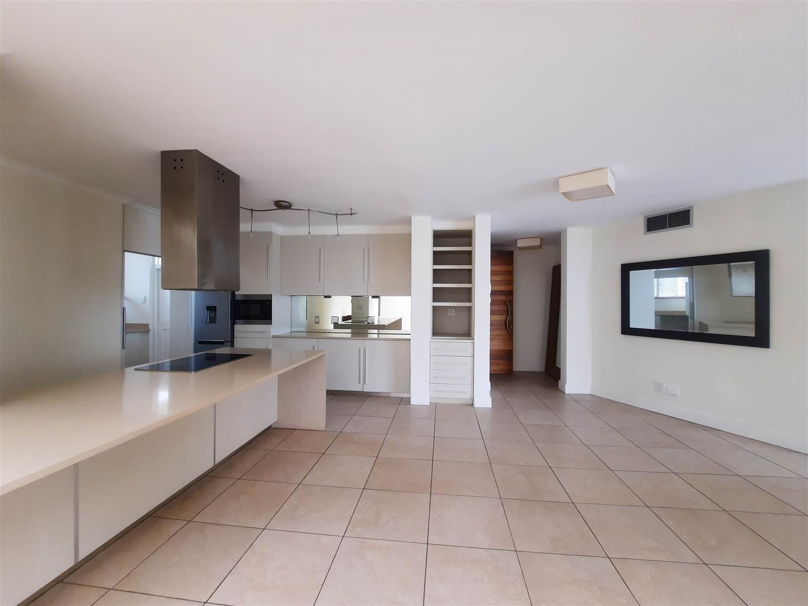 3 Bed Penthouse in Umhlanga Rocks photo number 10
