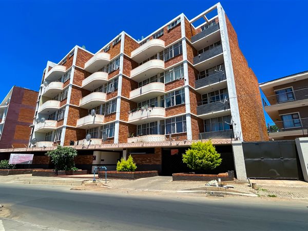 1 Bed House in Yeoville