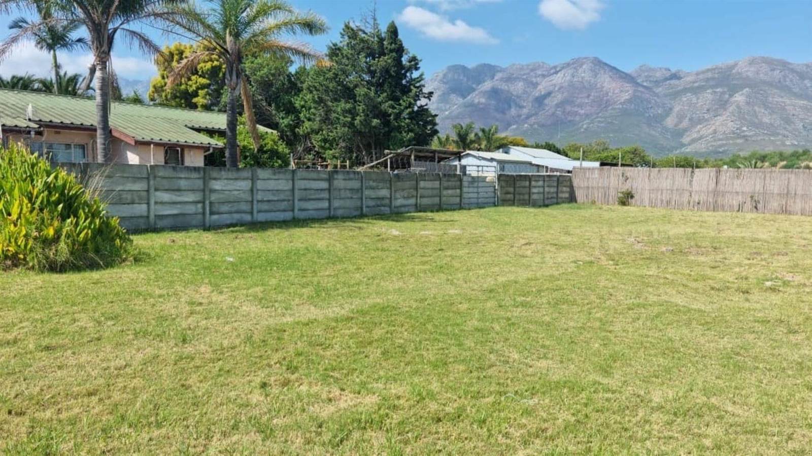 1487 m² Land available in Wolseley photo number 8