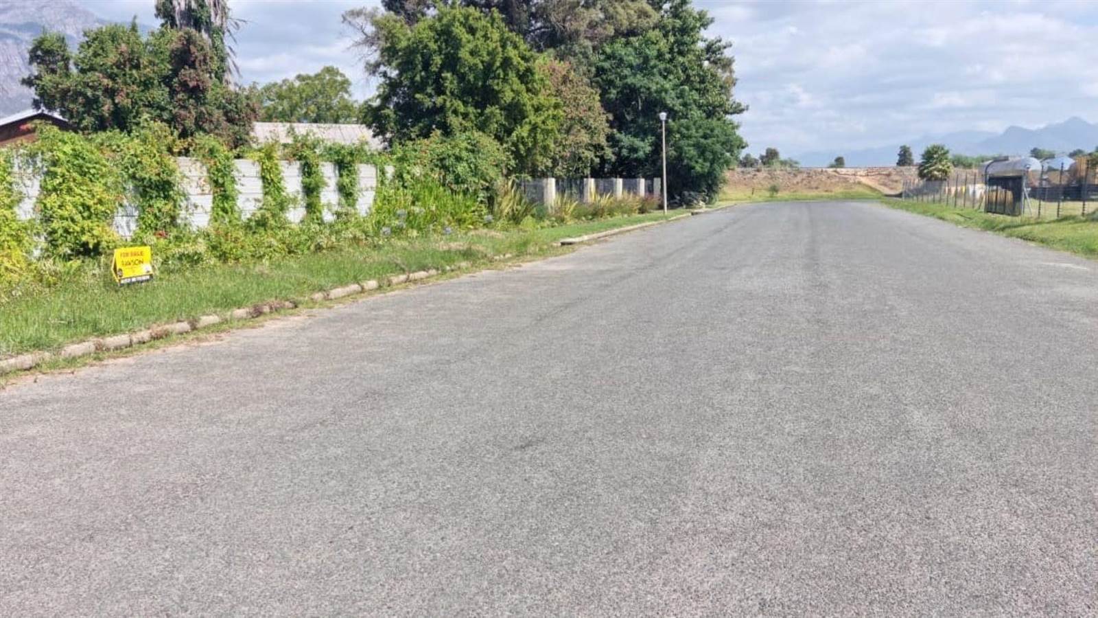 1487 m² Land available in Wolseley photo number 1