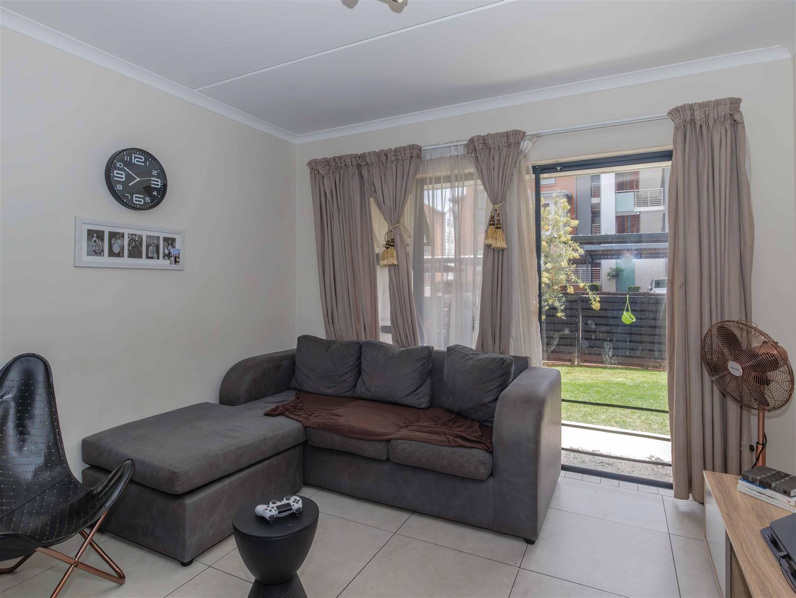 1 Bed Townhouse in Modderfontein photo number 4
