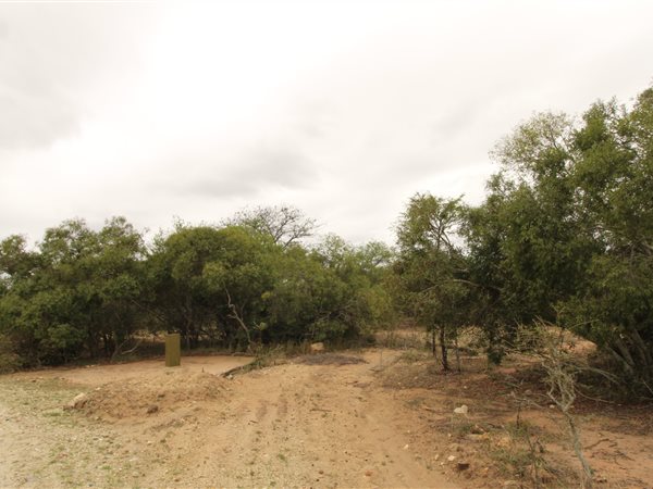9134 m² Land available in Moditlo Nature Reserve