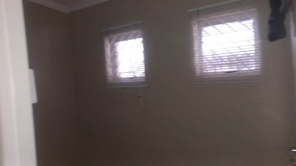 4 Bed House in Polokwane Central photo number 14