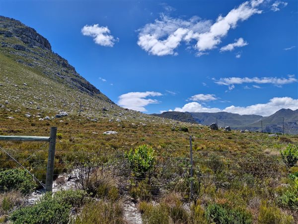22.2 ha Land available in Bettys Bay
