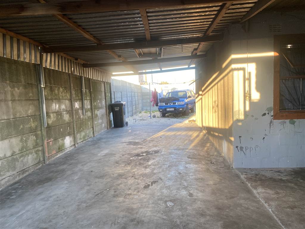 2 Bed House for sale in The Hague T4754576 Private Property