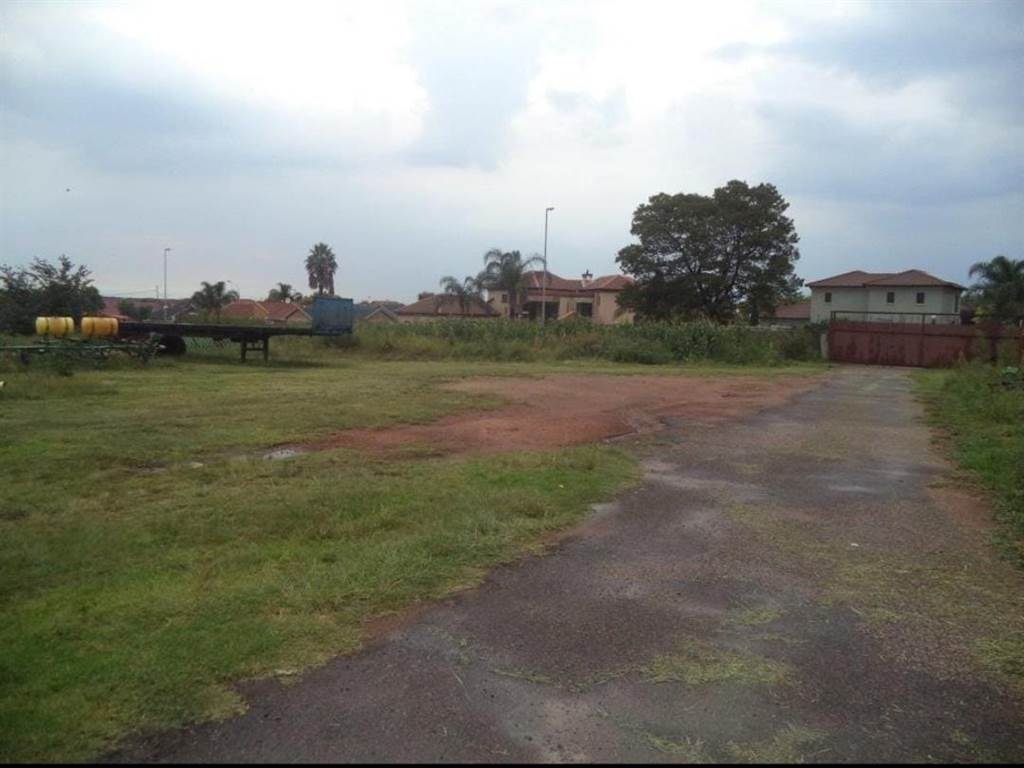 8566 m² Land available in Rand Collieries photo number 18