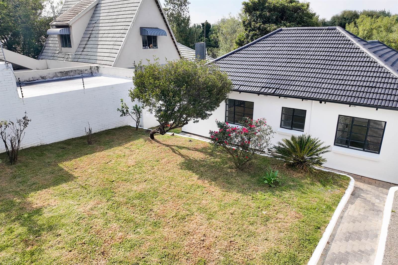 3 Bed House in Parkhurst photo number 5