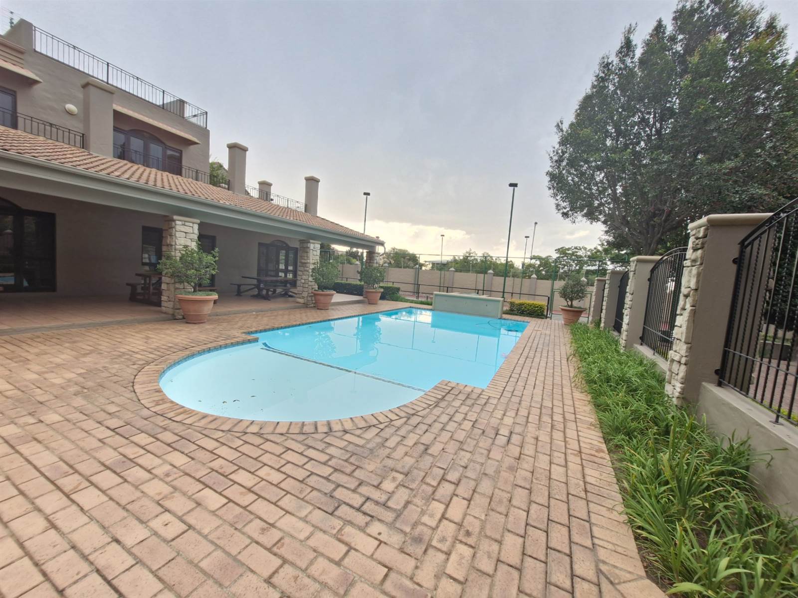 1 Bed Apartment in Lonehill photo number 18