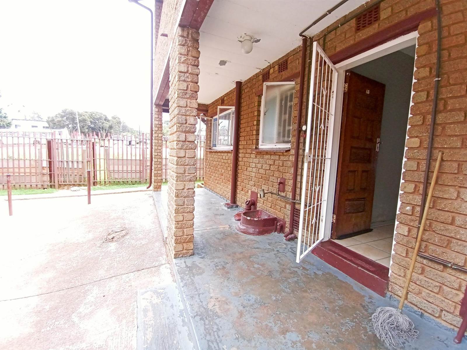2 Bed Townhouse in Princess AH photo number 6